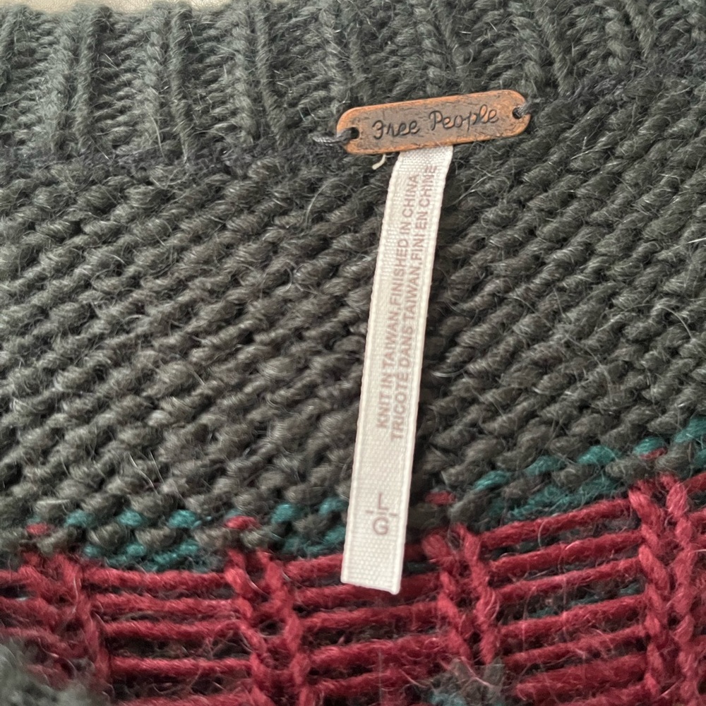 NWT - free people sweater size large